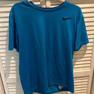 Nike dri-fit tshirt